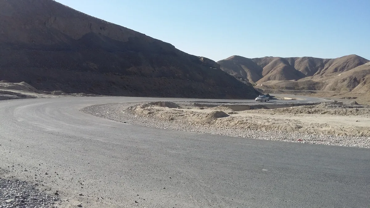 Road winding through the Khojak Pass near Shelabagh in the Toba Kakar Range, Balochistan, Pakistan