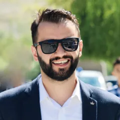 Ali