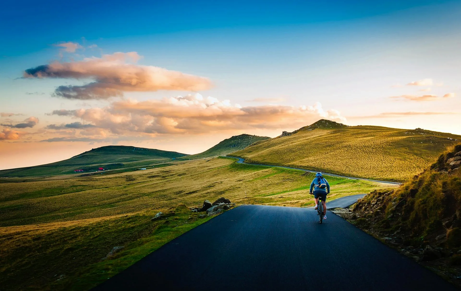 Cyclist mountain road
